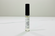 Load image into Gallery viewer, Eyelash Growth Serum
